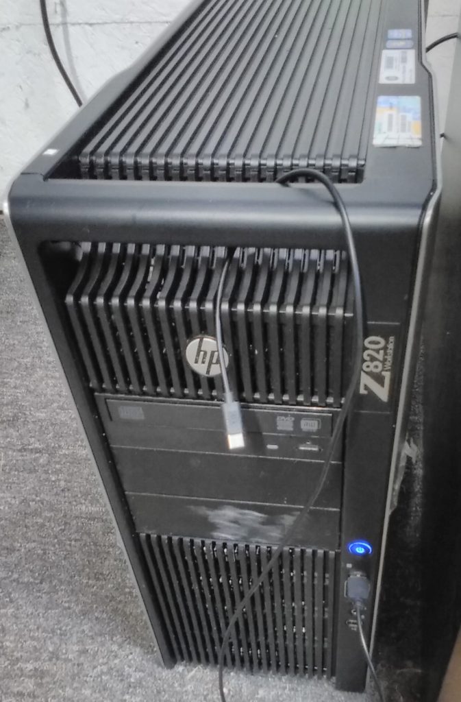 HP Z820